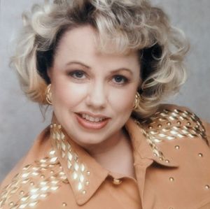 Meet your Posher, Victoria